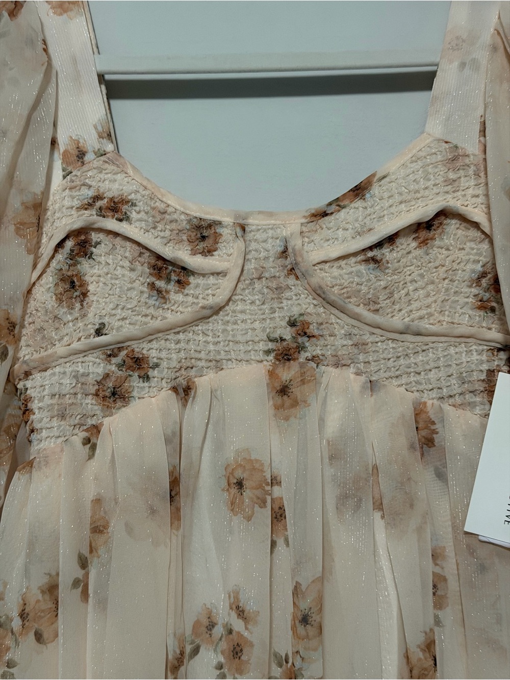 Coquette Worth Cream Floral Puff-Sleeve Maxi Dress NWT - Picture 4 of 8
